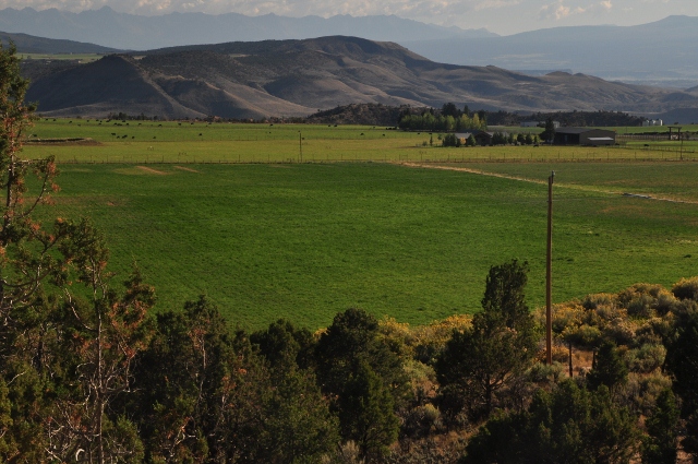 the countryside returning from the south rim to the Highway 347